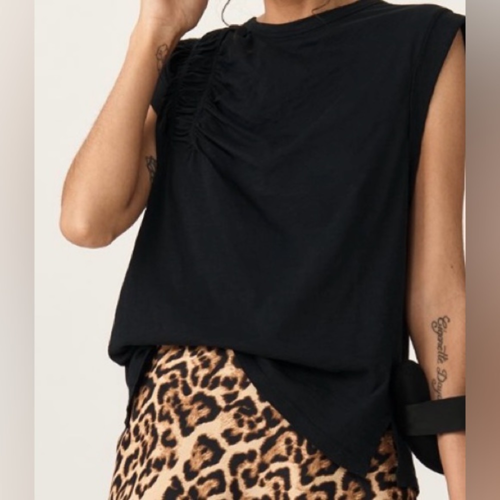 Anthropologie Pilcro Runched Muscle Tee, L